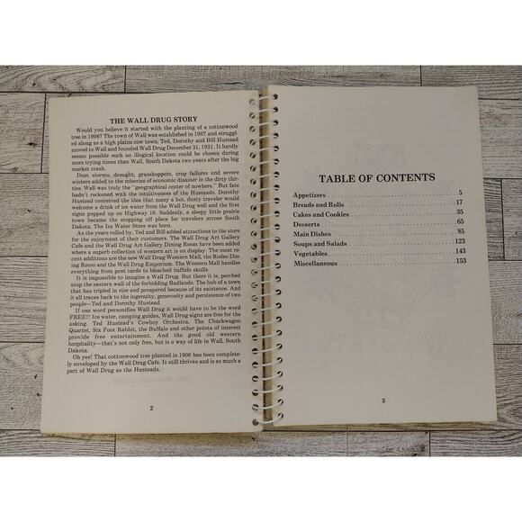 Wall Drug Store Cafe COOKBOOK South Dakota VTG 1980s Souvenir Pecan Rolls Recipe - Picture 4 of 11